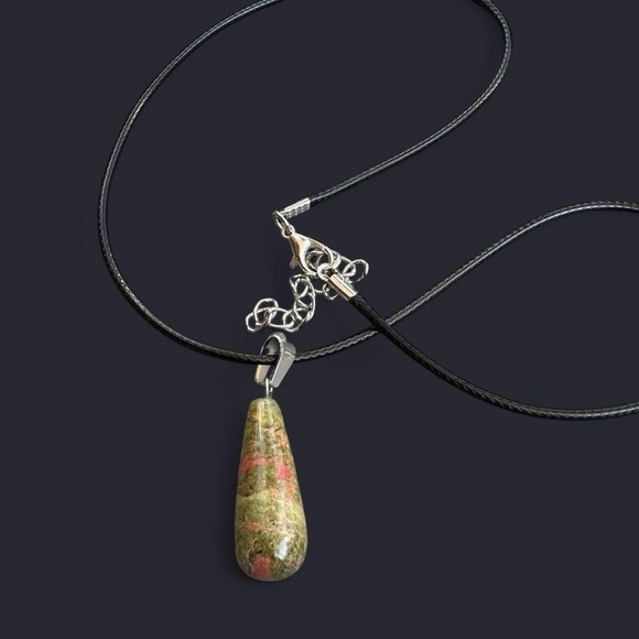 Unakite Tear Drop Pendant Necklace - Picture 4 of 4